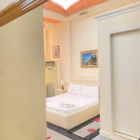 Hotel Pasarela Berat Buitenkant foto