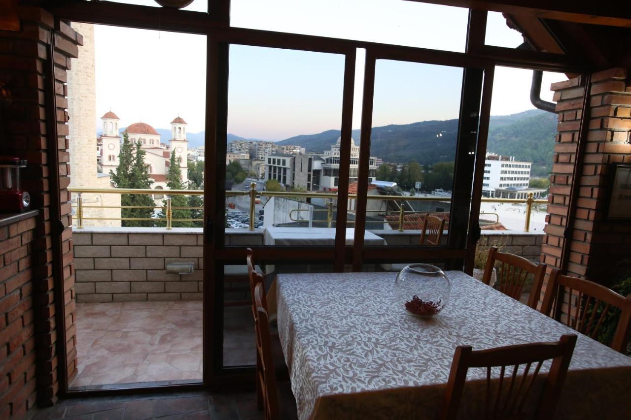 Hotel Pasarela Berat Buitenkant foto
